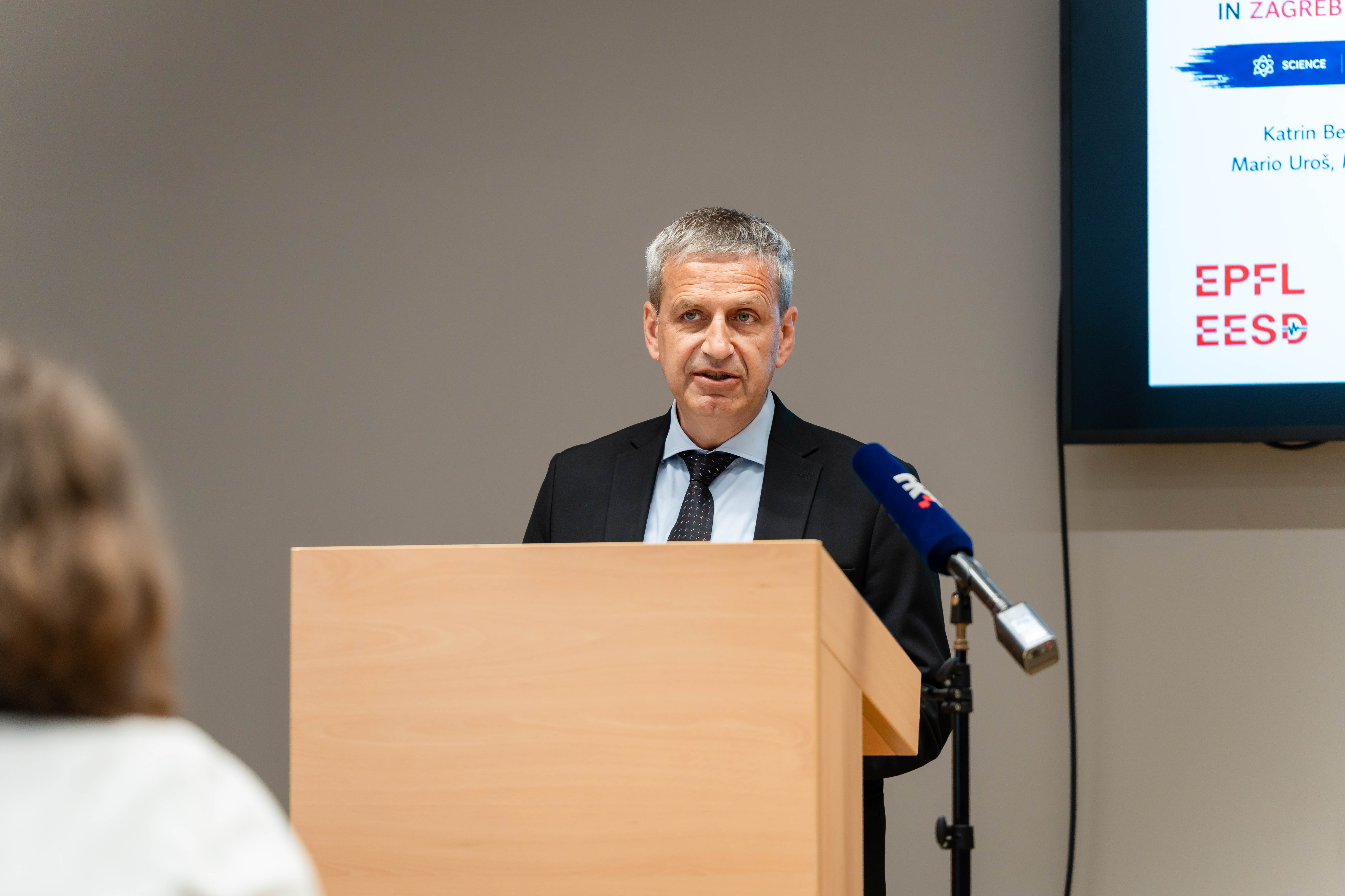 Prof. Domagoj Damjanović delivering an opening address