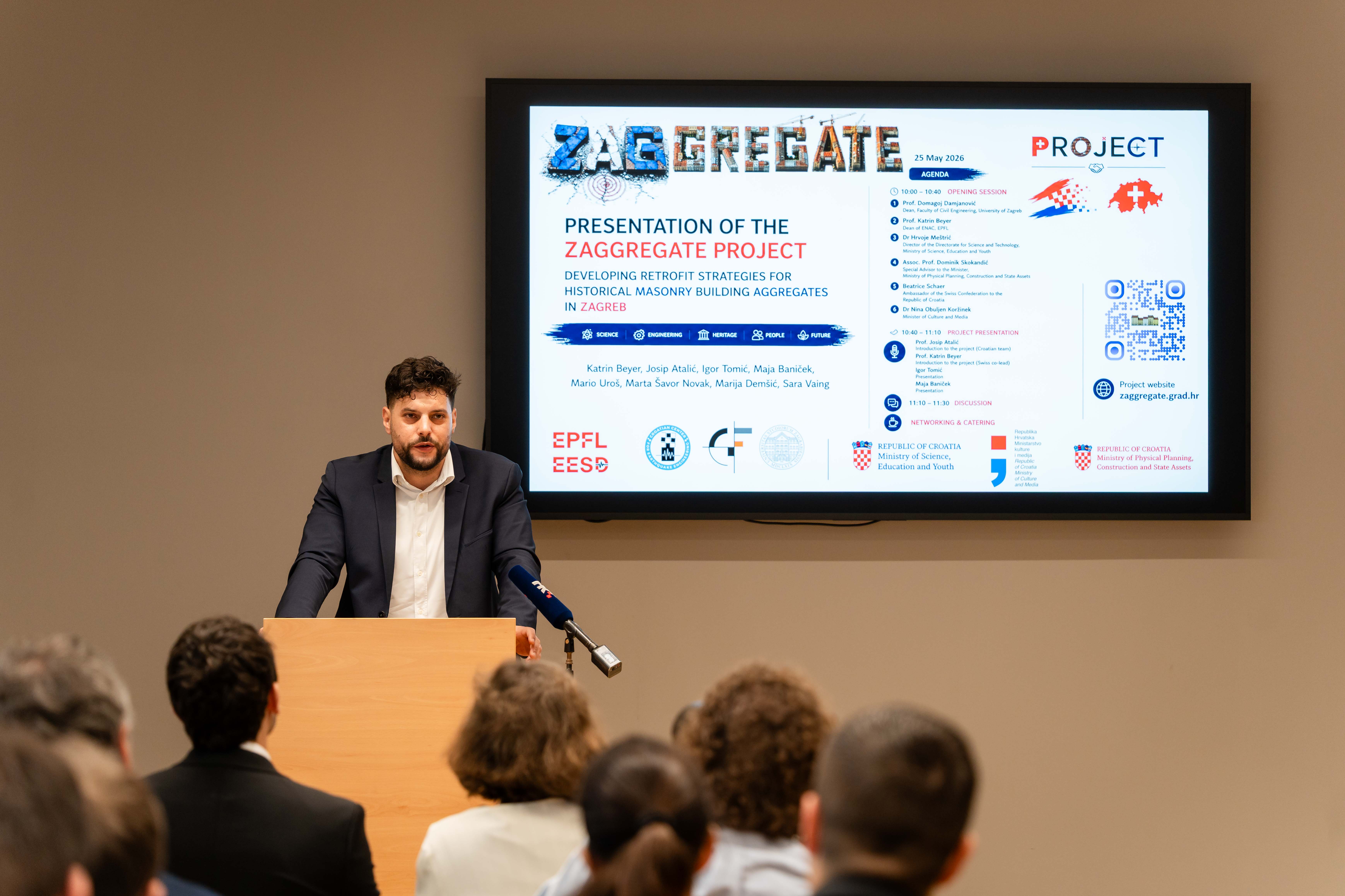 Assist. Prof. Dominik Skokandić delivering an opening address